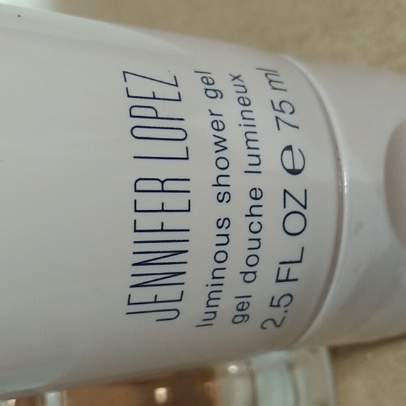 RARE! NWOT Or Box Glowing By JLO 3 Piece Bundle - Picture 4 of 6